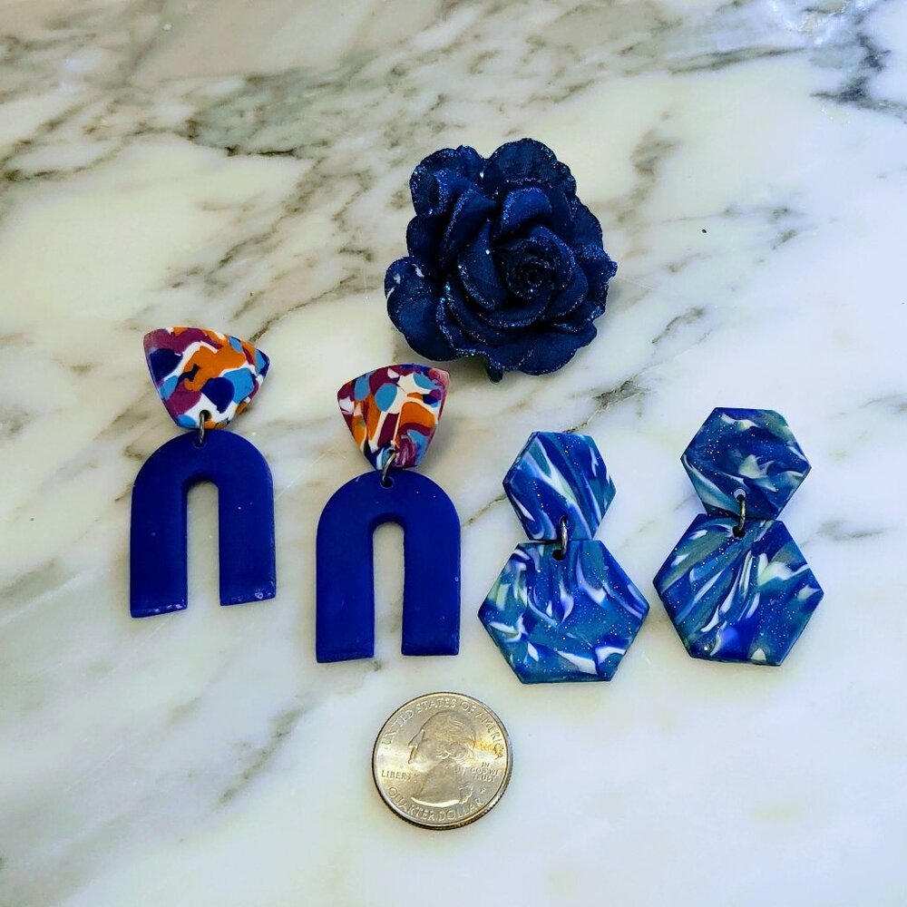 EUC HANDCRAFTED Lightweight Clay Blue/white hexagonal swirls! Small Sparkles!